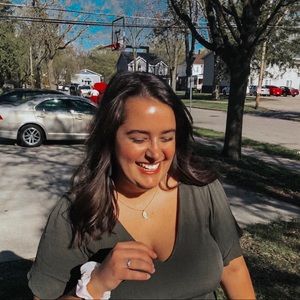 Meet your Posher, Madison